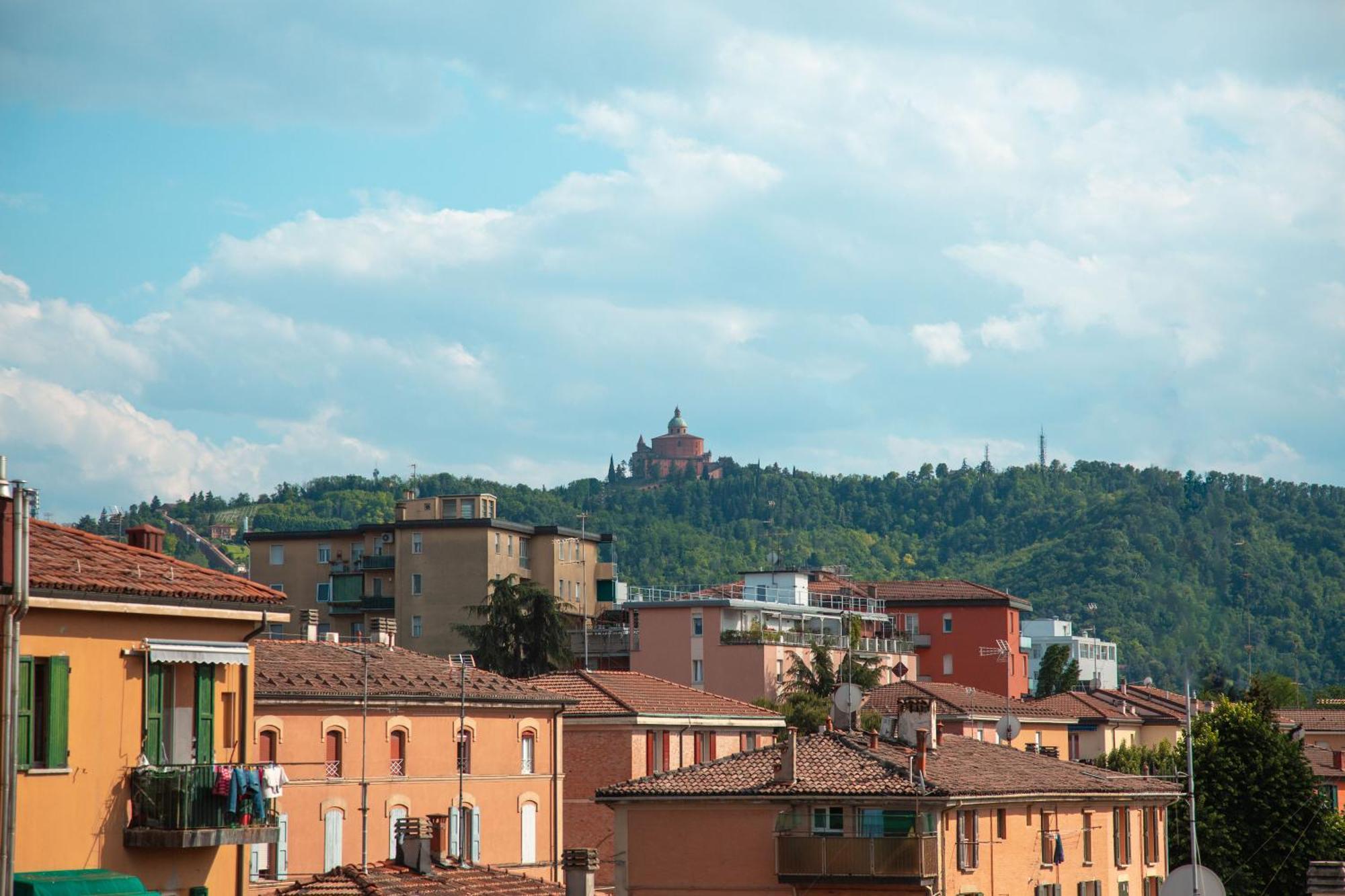 Appartamento Accogliente Con Vista San Luca Bolonia Zewnętrze zdjęcie